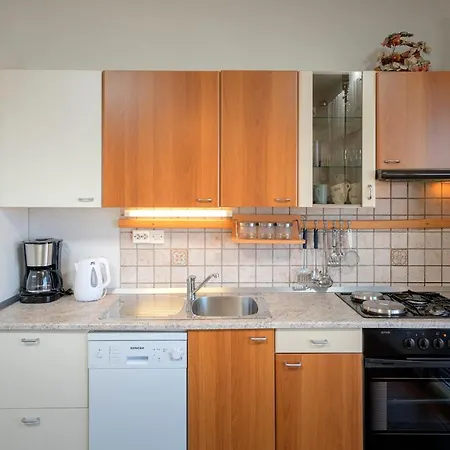 Apartment Nela Kalina Jelsa (Hvar)